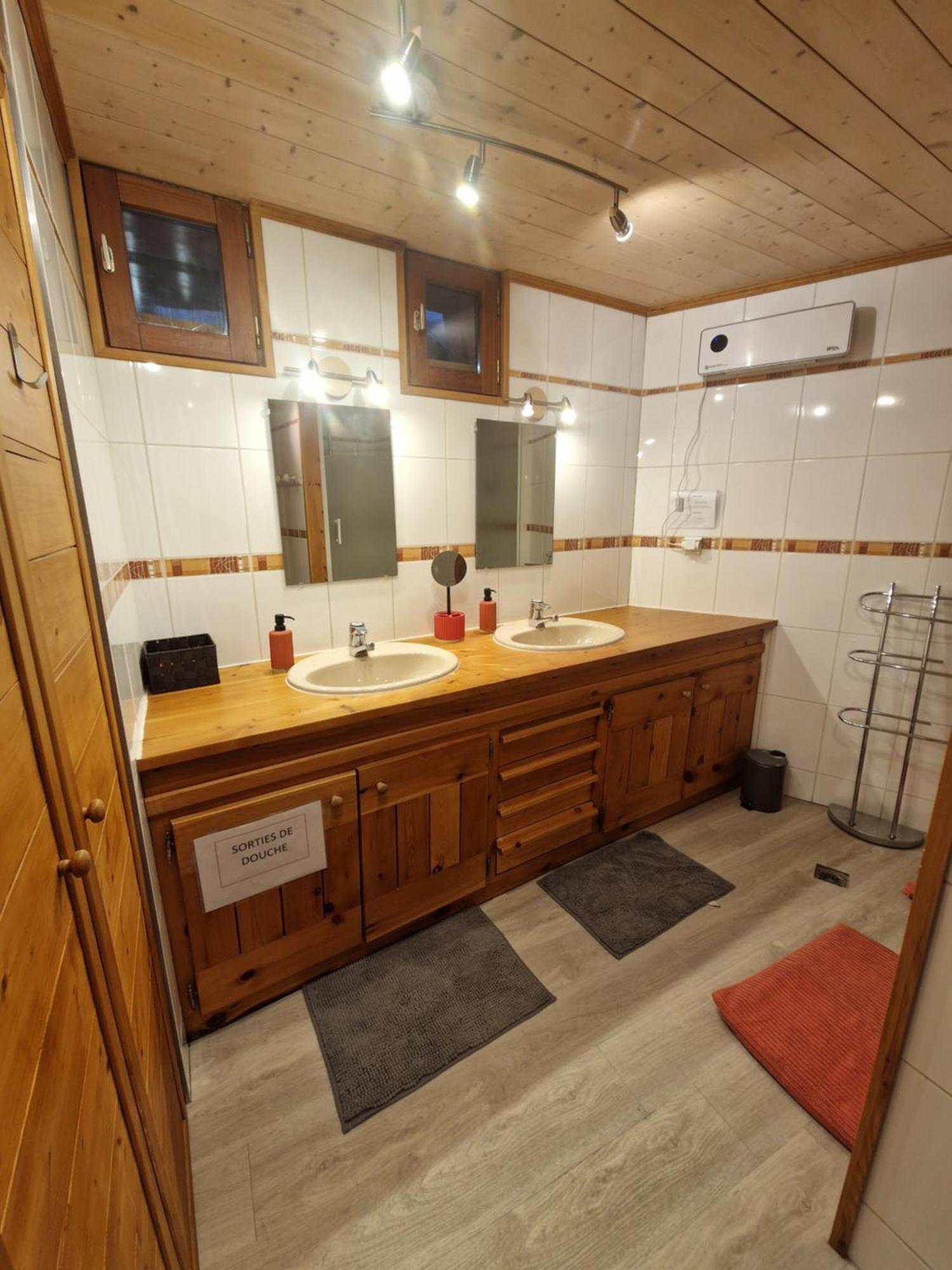le chalet pointu de capucine Bourg-Saint-Maurice Extérieur photo